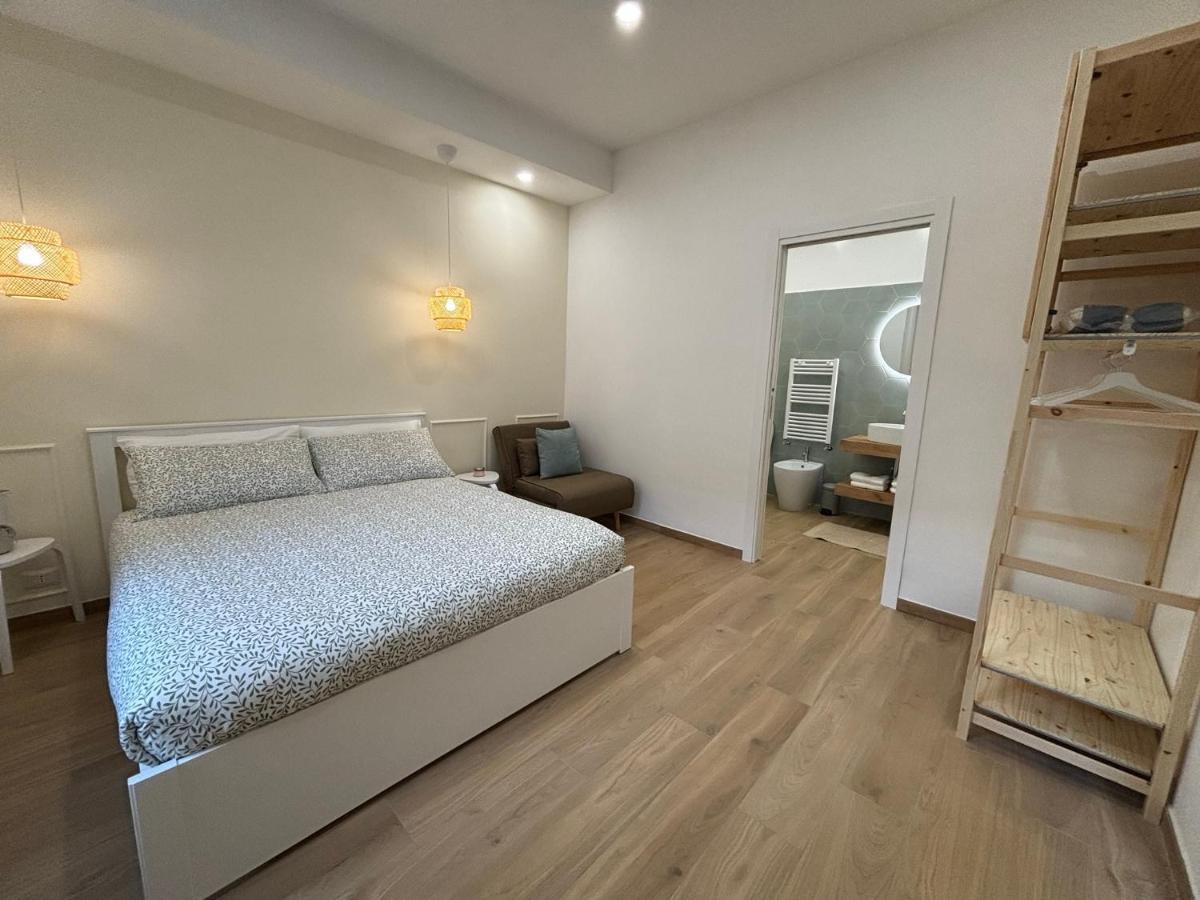 La Maison Appartement - A 200M Dal Porto チビタベッキア エクステリア 写真