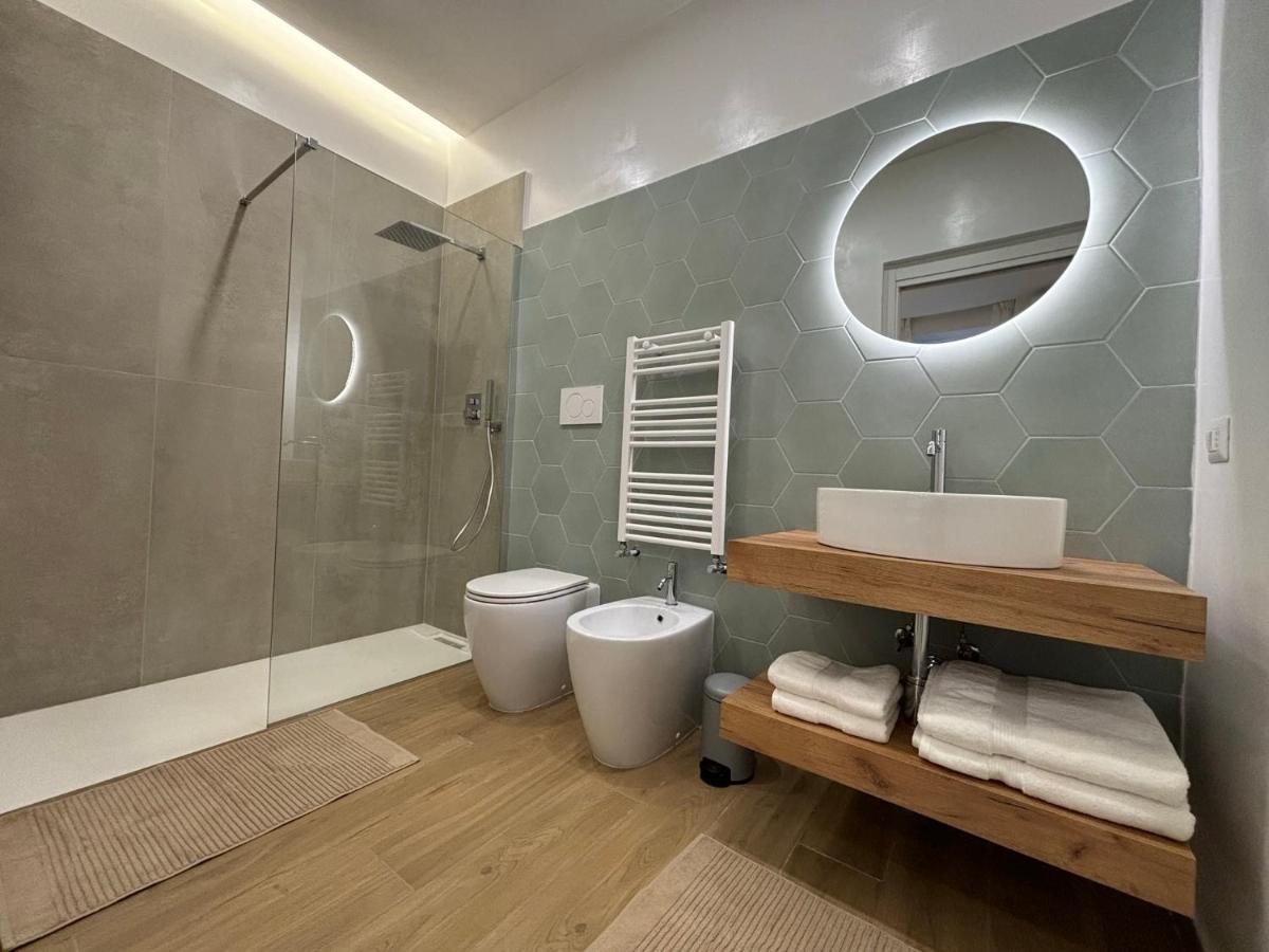La Maison Appartement - A 200M Dal Porto チビタベッキア エクステリア 写真