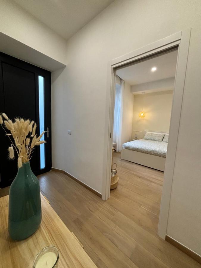 La Maison Appartement - A 200M Dal Porto チビタベッキア エクステリア 写真