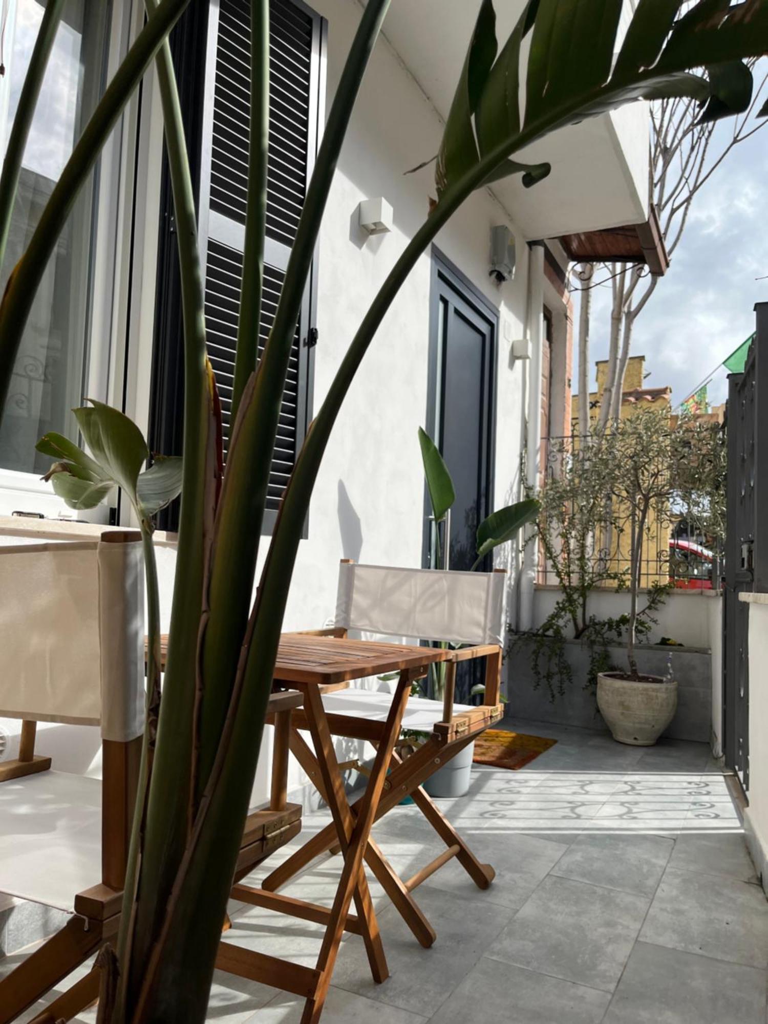 La Maison Appartement - A 200M Dal Porto チビタベッキア エクステリア 写真